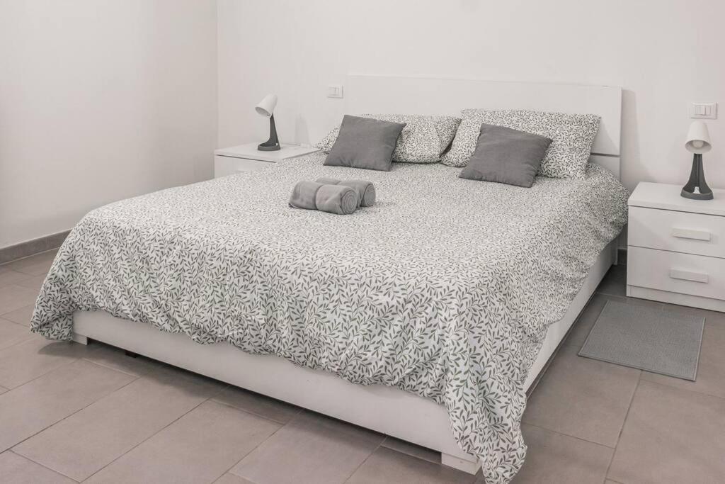 Staurenghi Blue Apartment Варезе Екстериор снимка